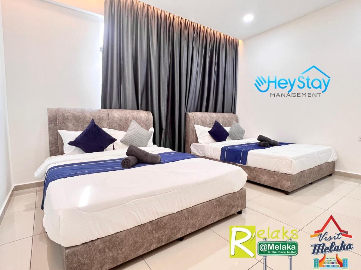 Novo 8 Residence Bachang By Heystay Management Kampong Tambak Dış mekan fotoğraf