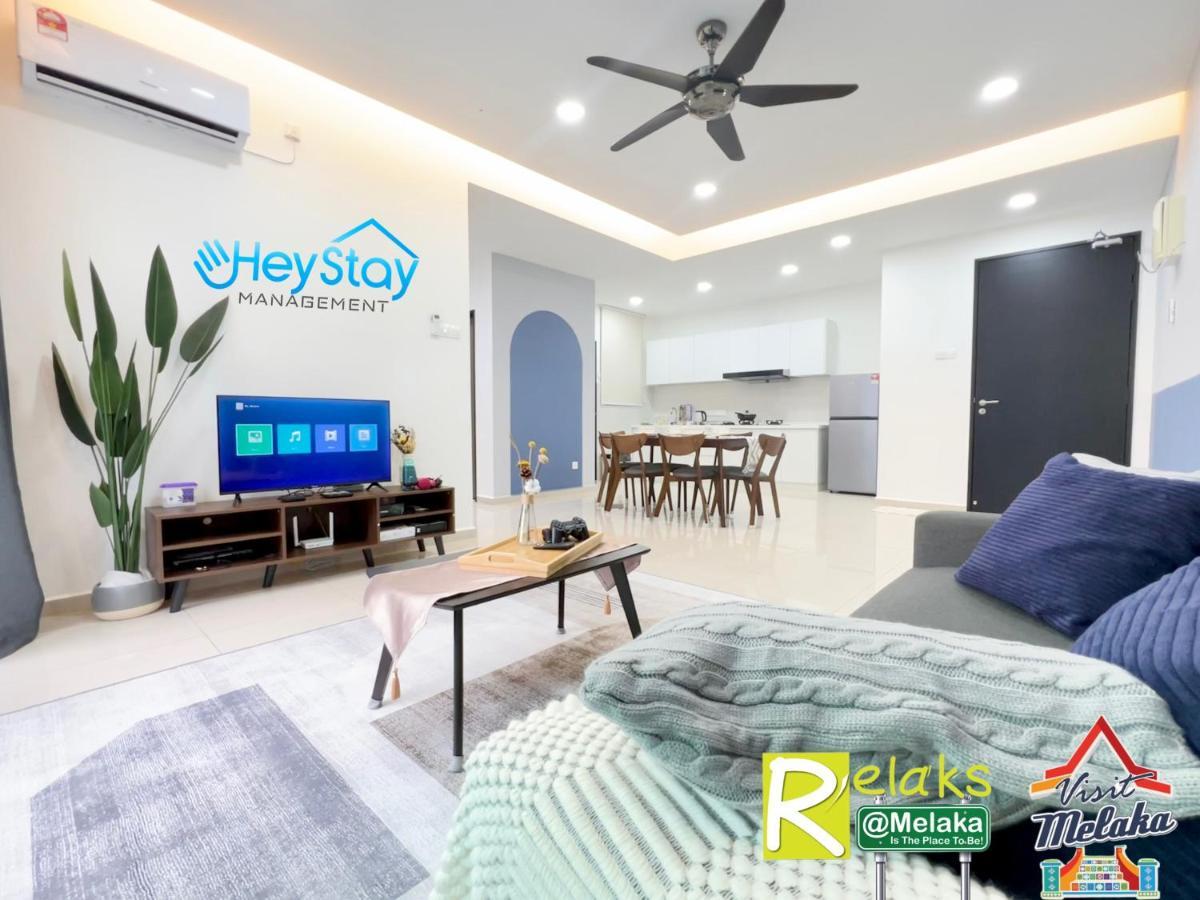 Novo 8 Residence Bachang By Heystay Management Kampong Tambak Dış mekan fotoğraf