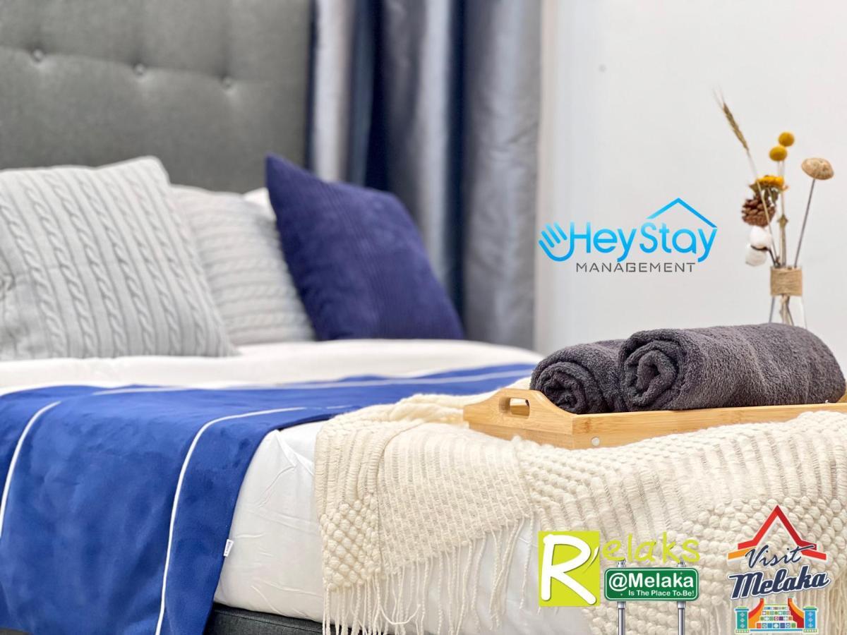 Novo 8 Residence Bachang By Heystay Management Kampong Tambak Dış mekan fotoğraf