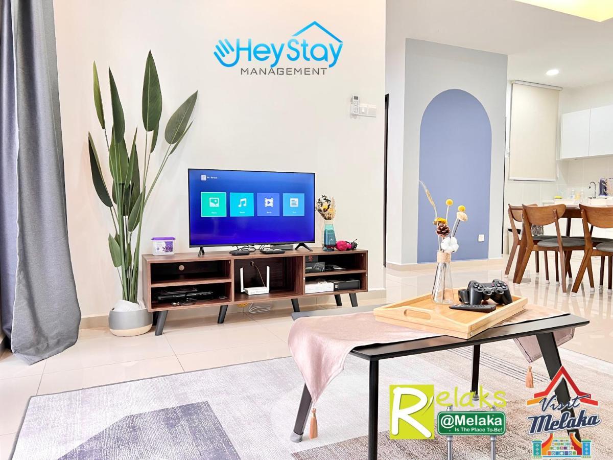 Novo 8 Residence Bachang By Heystay Management Kampong Tambak Dış mekan fotoğraf