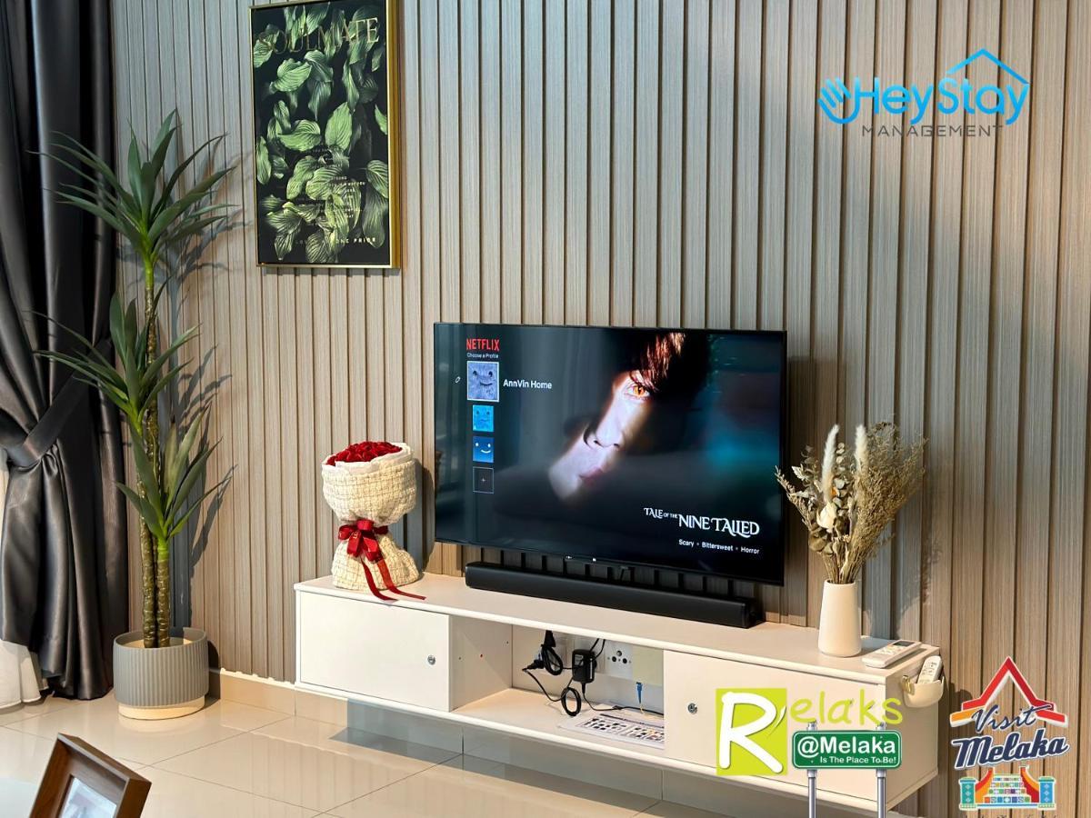 Novo 8 Residence Bachang By Heystay Management Kampong Tambak Dış mekan fotoğraf